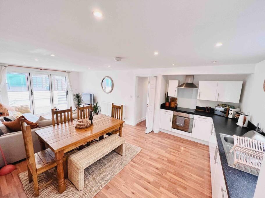 The Hideout - Newquay - Fully Stocked Eco Escape Villa Bagian luar foto